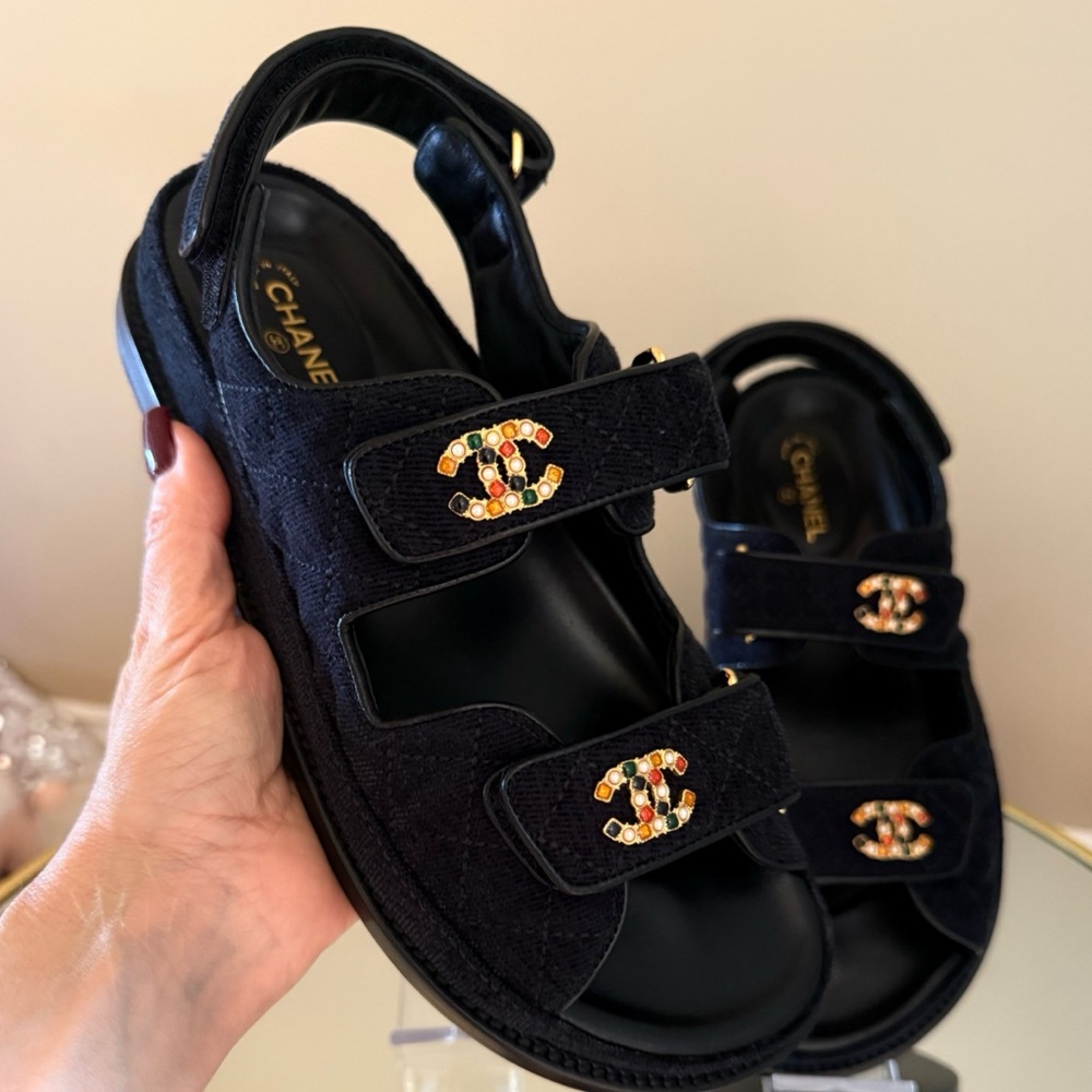 CHANEL Dad Sandals CC brooch logo quilted velour size 38 - Picture 9 of 17